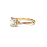 Émeraude Bespoke Ring